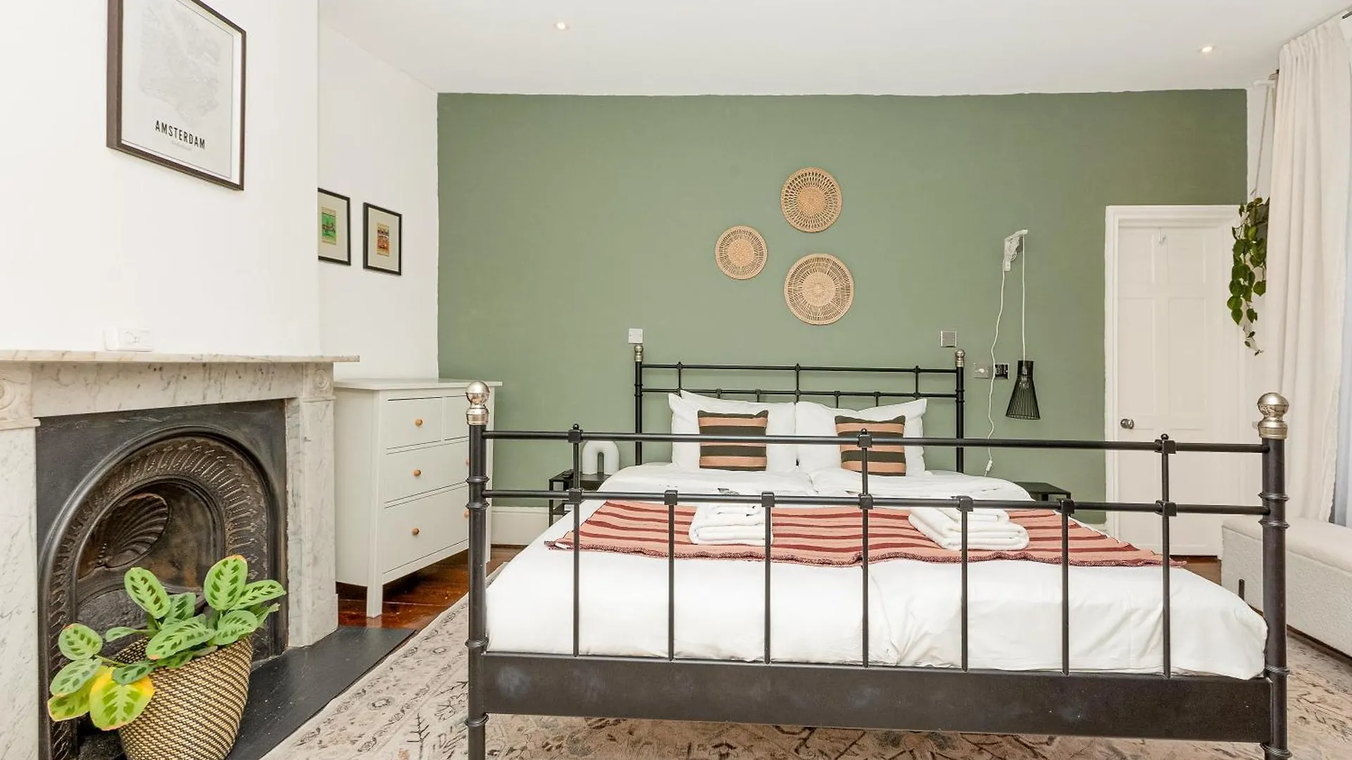 Apartment 3Br 3Lvl Home, Garden & Parking, 5Min Greenwich St London